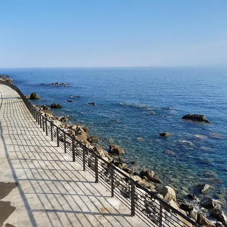 Studio Fur 2 Personen Ca 20 M In Moneglia, Italienische Riviera Italienische Westkuste *