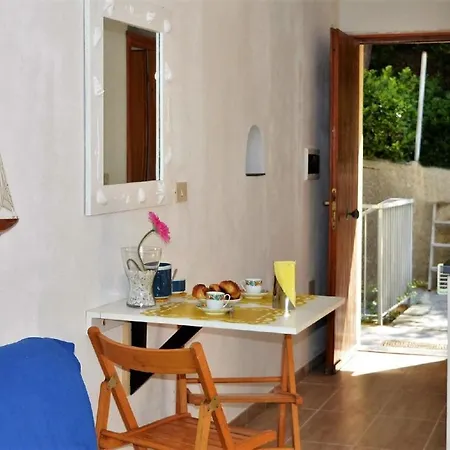 Studio Fur 2 Personen Ca 20 M In Moneglia, Italienische Riviera Italienische Westkuste